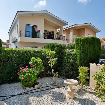 The Marilouize Apartment Пея Екстериор снимка
