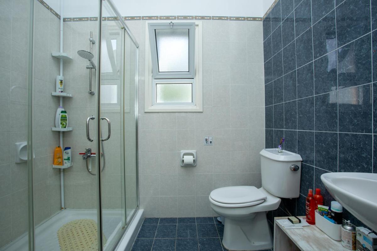 The Marilouize Apartment Пея Екстериор снимка