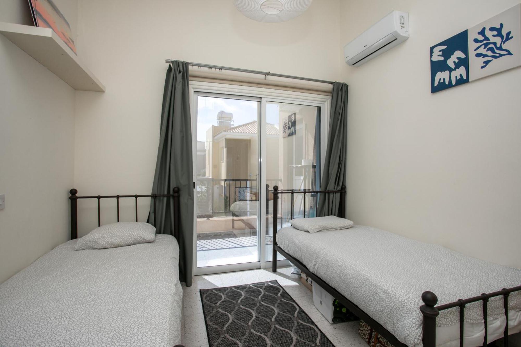 The Marilouize Apartment Пея Екстериор снимка