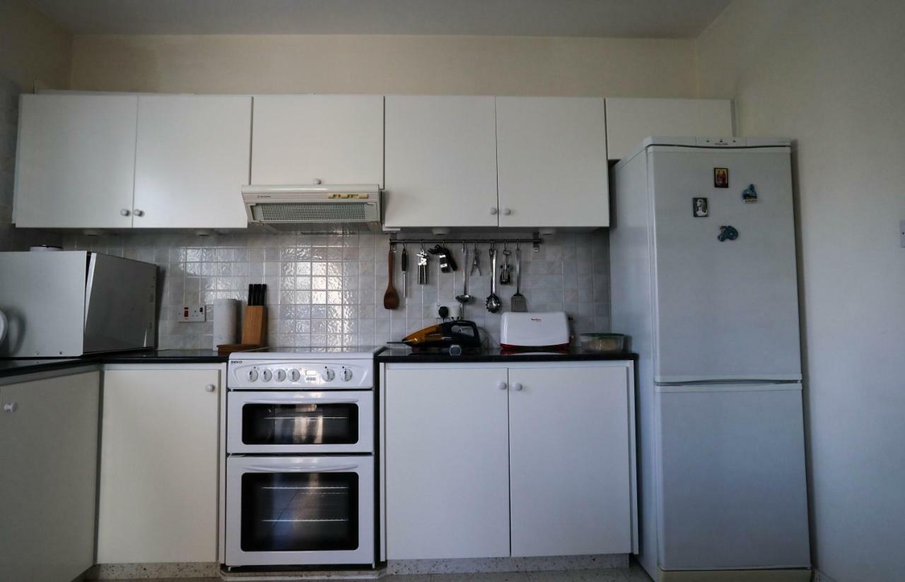 The Marilouize Apartment Пея Екстериор снимка