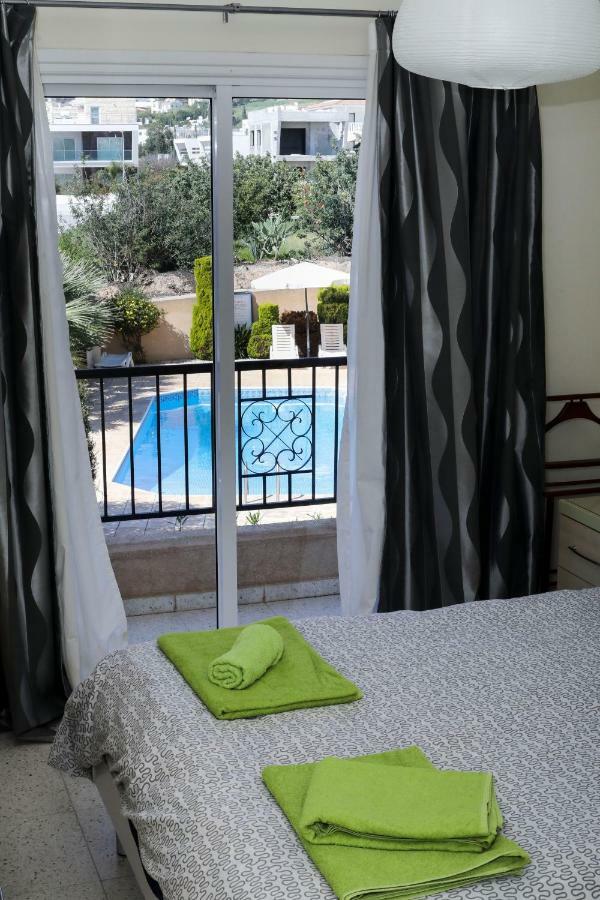 The Marilouize Apartment Пея Екстериор снимка